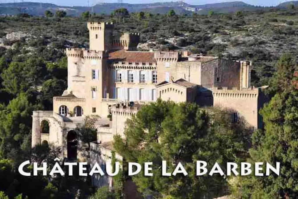 Bungalow Avec Piscine Privative Proche Aix En Provence La Barben 0*,