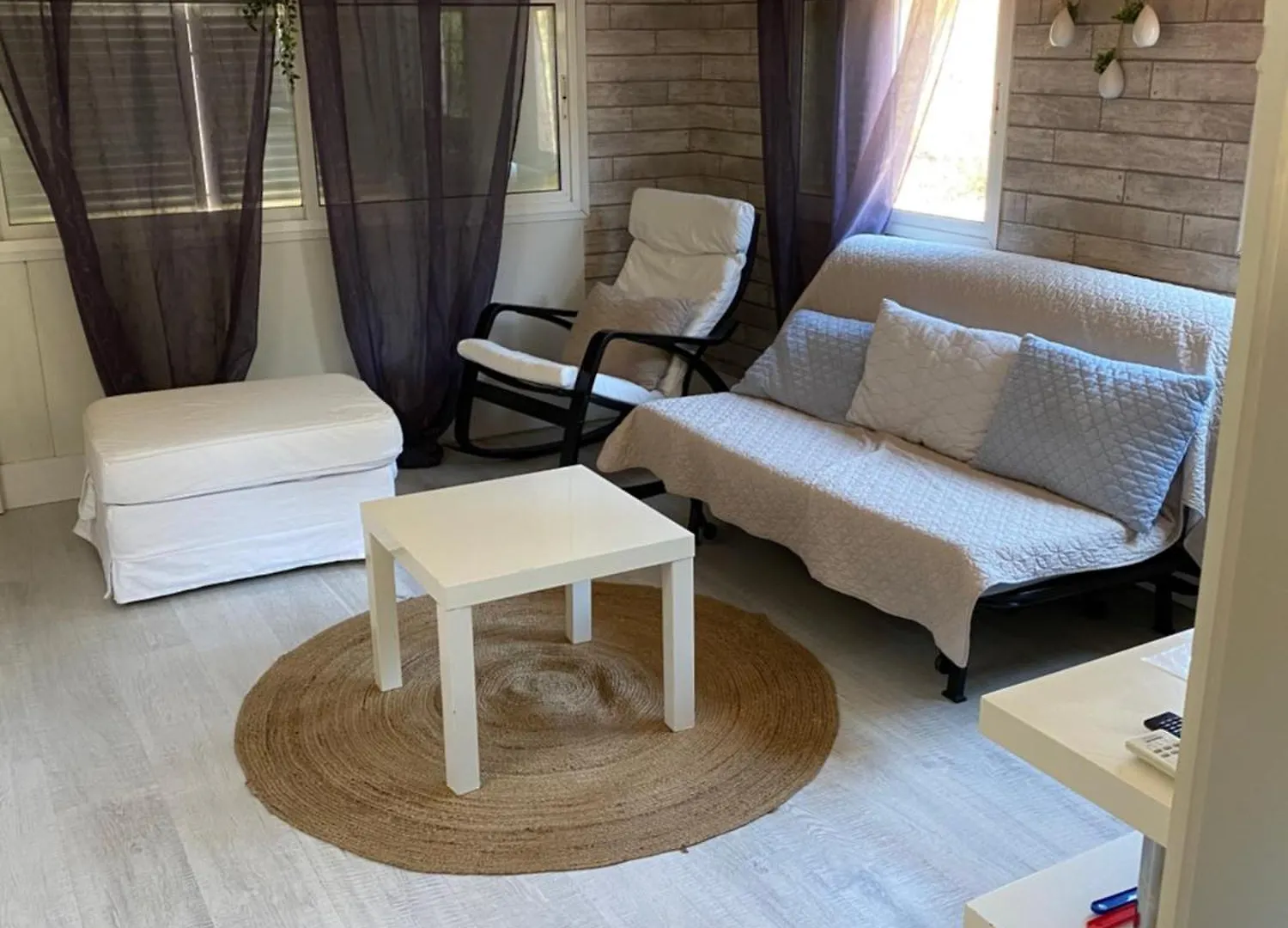 Holiday home Bungalow Avec Piscine Privative Proche Aix En Provence La Barben France
